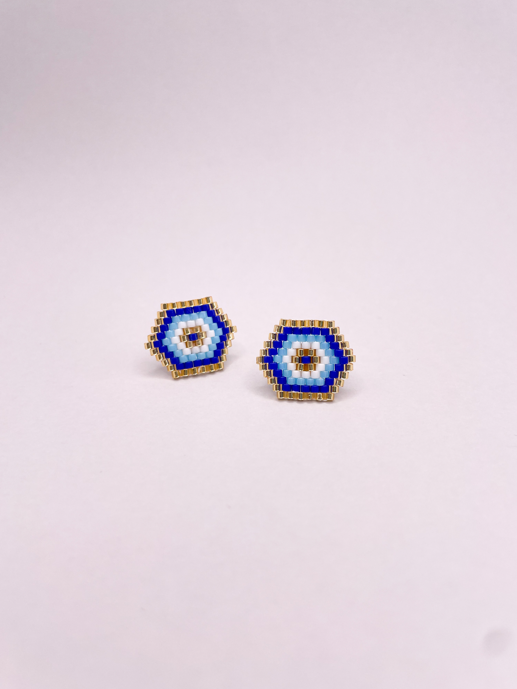 Mini eye earrings