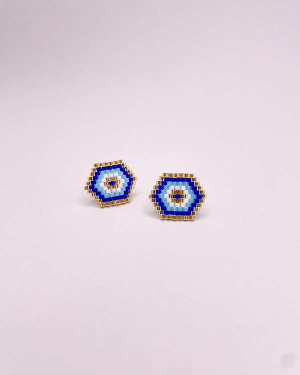 Mini eye earrings